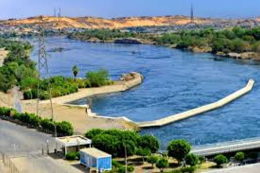 DAY TOUR TO ASWAN FROM LUXOR