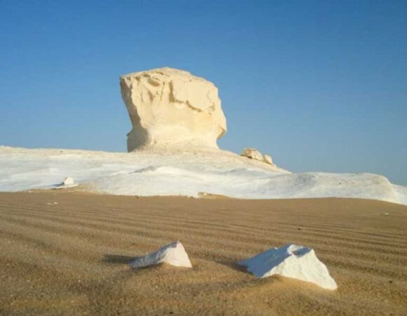 DAY TRIP TO BAHARIYA OASIS VISIT BLACK AND WHITE DESERT FROM CAIRO