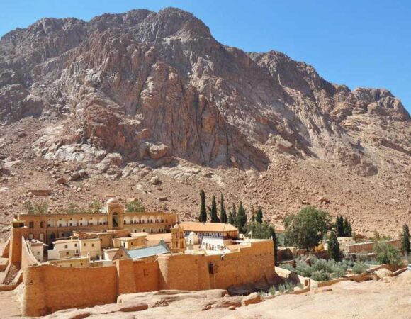 PRIVATE TOUR TO MOUNT SINAI AND ST.CATHERINE MONASTERY FROM DAHAB