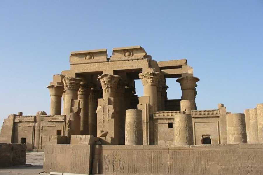 DAY TRIP TO KOM OMBO AND EDFU TEMPLES FROM ASWAN