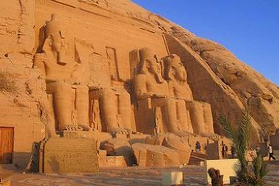 ABU SIMBEL FROM ASWAN BY FLIGHT DAY TOUR