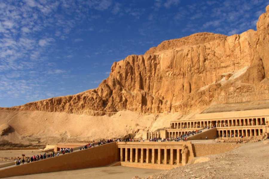 DAY TRIP TO LUXOR FROM SHARM EL SHEIKH BY PLANE