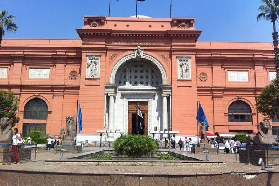 CAIRO HALF DAY TOUR VISIT EGYPTIAN MUSEUM