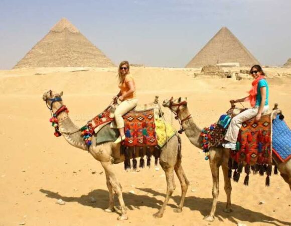 DAY TOUR TO GIZA PYRAMIDS WITH CAMEL RIDE AND EGYPTIAN MUSEUM IN CAIRO